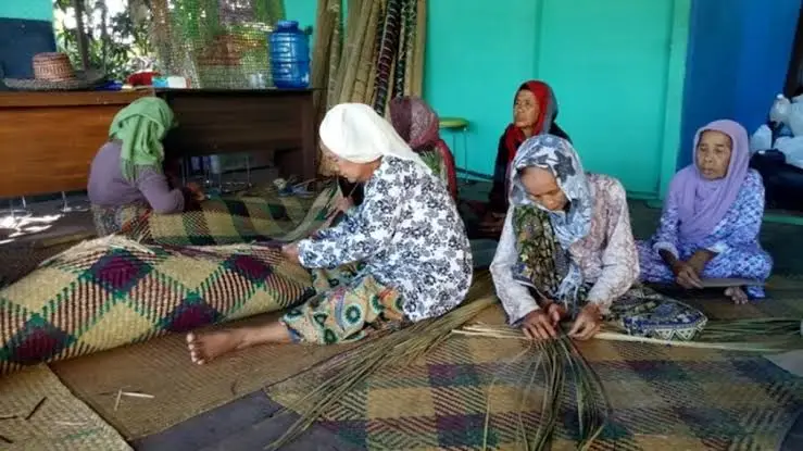 Menjaga Kelestarian Tikar Purun Kebudayaan Asli Masyarakat Pedamaran OKI